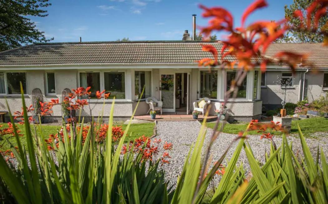 Home Comforts In Peaceful 2 Acres Inverness Exterior photo