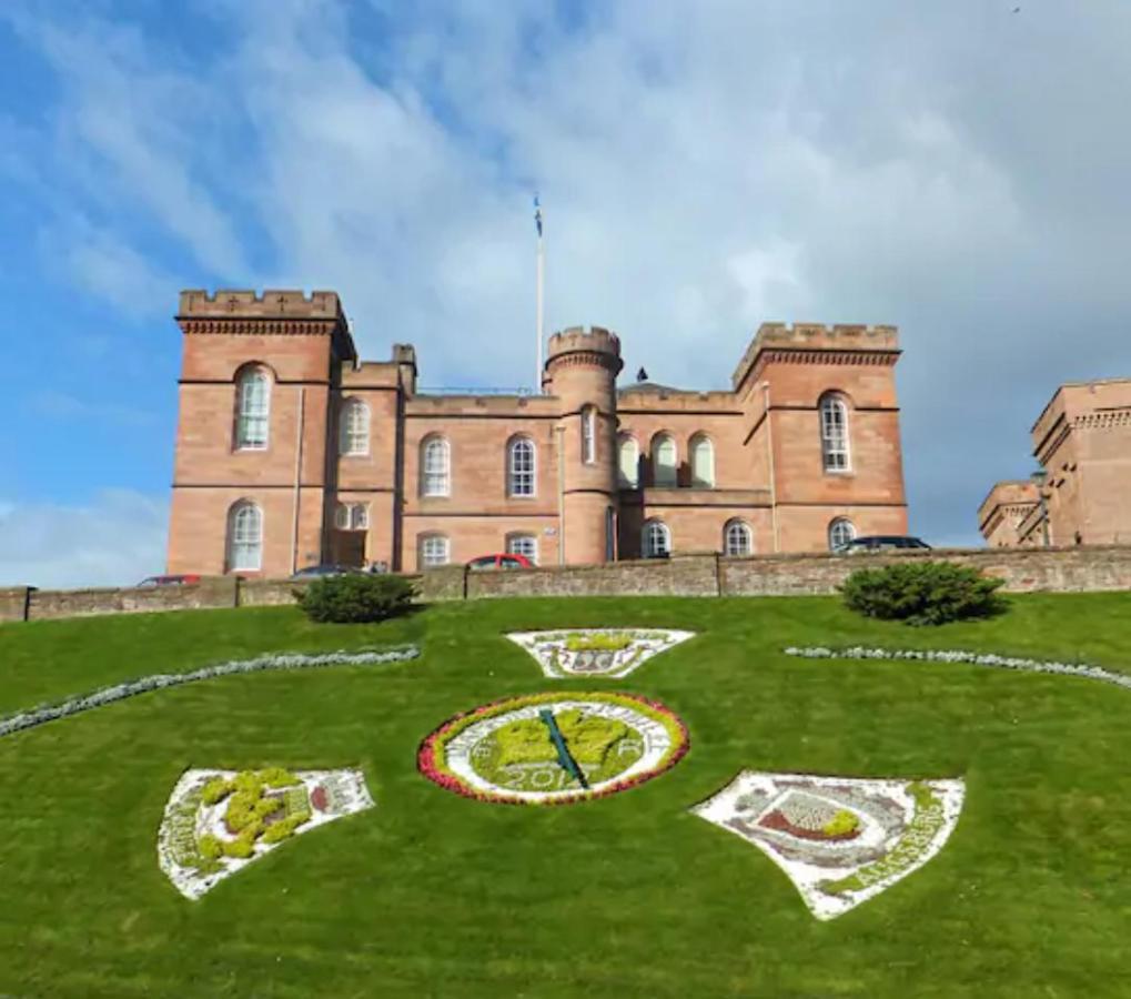 Home Comforts In Peaceful 2 Acres Inverness Exterior photo